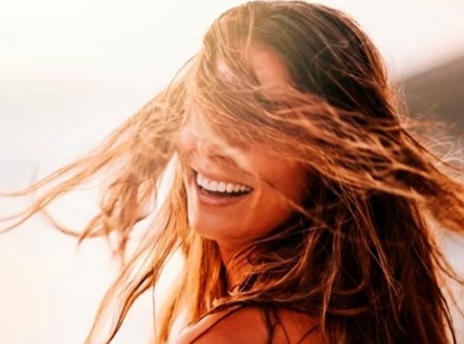 Por que os raios ultravioletas são impactantes para o cabelo?